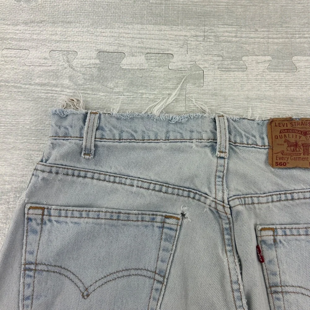 Vintage 90s Levi's 560 Jeans‎ Size 34x32 Blue Light Wash Denim Loose Fit Tapered